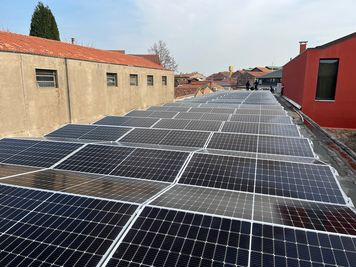 Primo impianto fotovoltaico a Murano